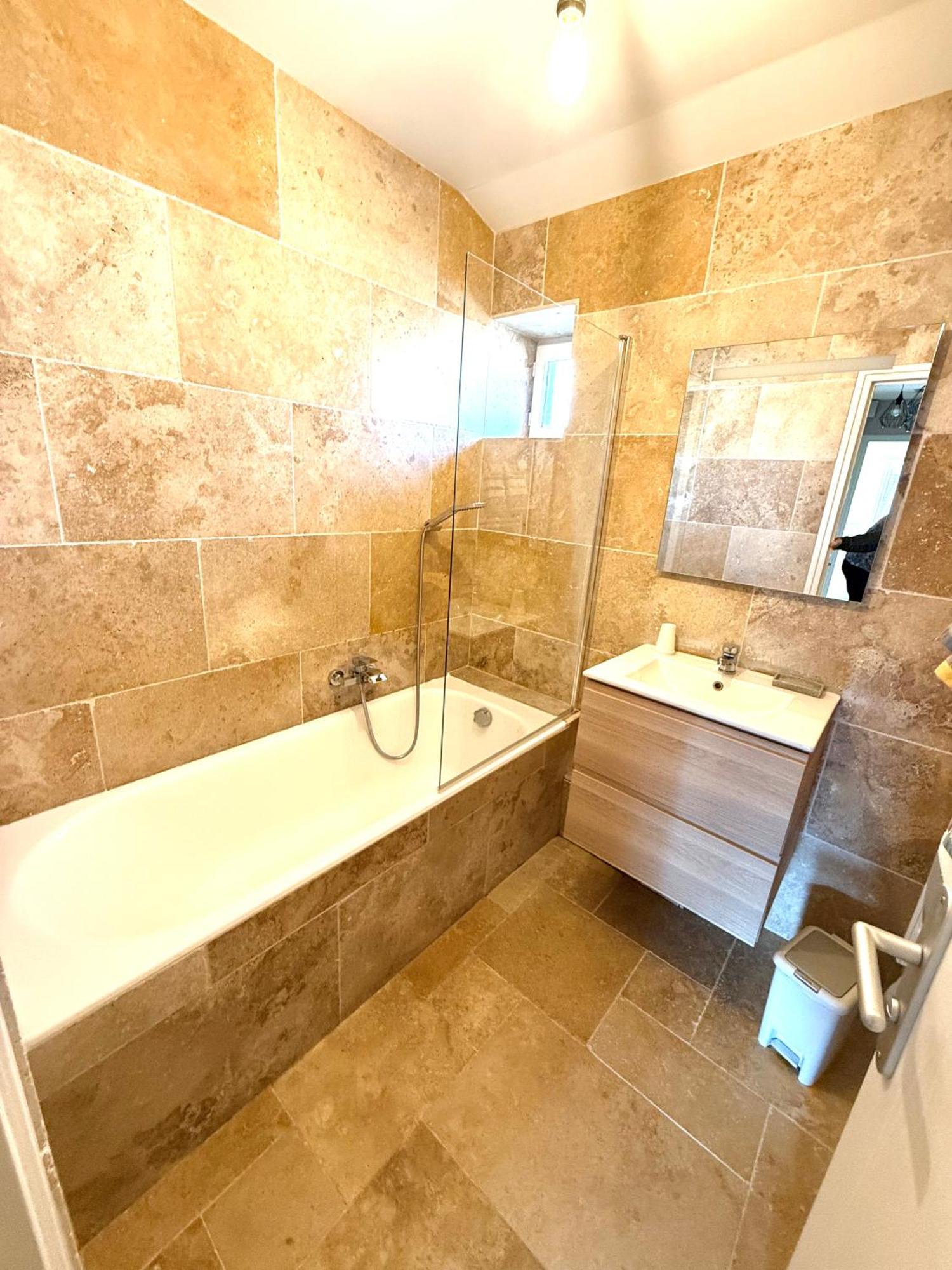 Le Petit Phuket Apartamento Saint-Laurent-sur-Saone Exterior foto